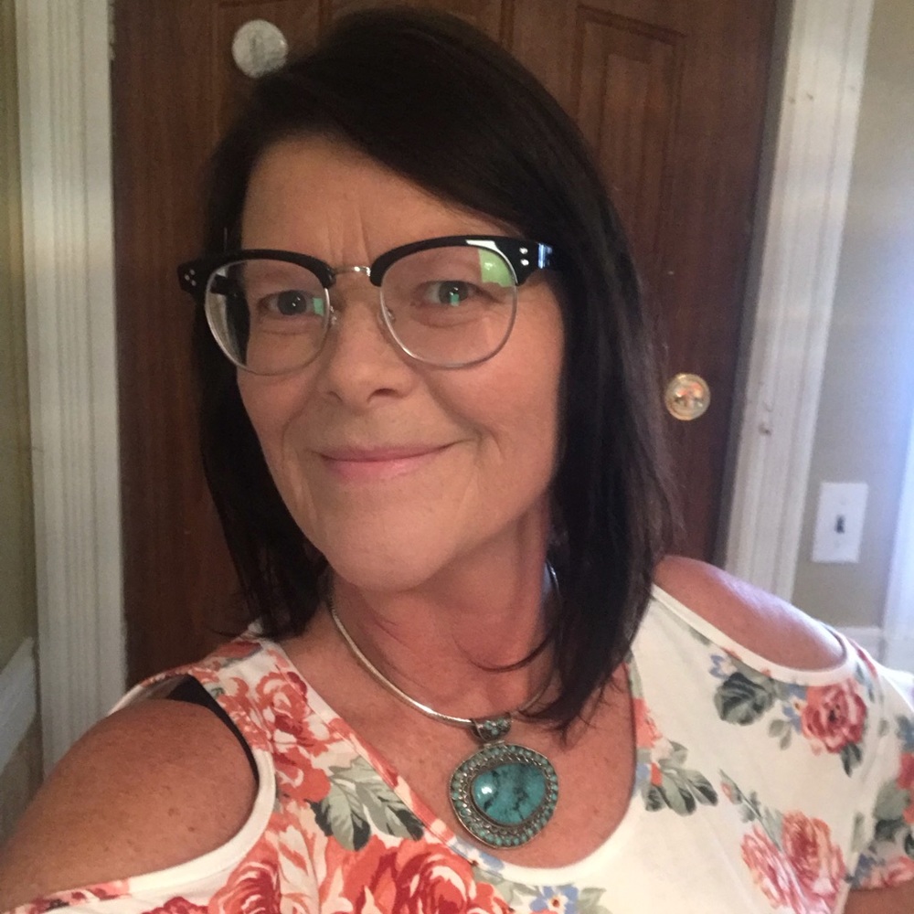 Meet your Posher, Ramona